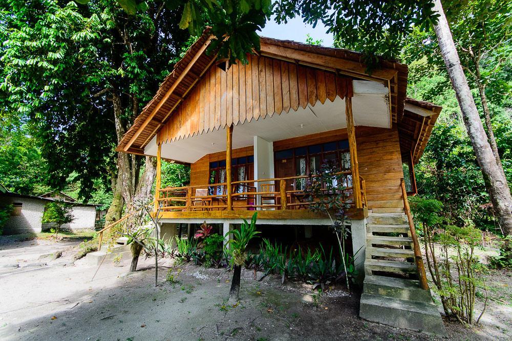 Ora Beach Resort Seleman Extérieur photo